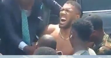 أنتوني جوشوا ينجو من حادث مأساوي