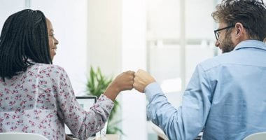 4 أبراج تدخل قلبك من أول مقابلة.. برج الجدى كاريزما من نوع خاص