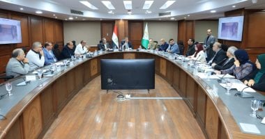 محافظ الجيزة يعقد اللقاء الأسبوعى لبحث شكاوى المواطنين