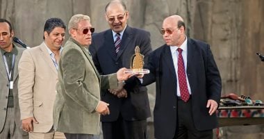  تكريم المخرج داود عبد السيد في الدورة الأولي من مهرجان الأقصر