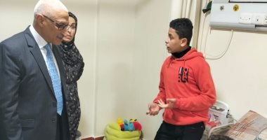 محافظ شمال سيناء يزور مستشفى العريش للاطمئنان على المصابين الفلسطينيين