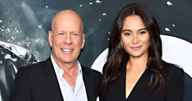 إيما هيمينج ويلويس تحتفل بذكرى 18 عامًا من الحب مع بروس ويليس