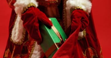 لو جاتلك هدية من سيكرت سانتا هتكون إيه؟ اعرف الإجابة حسب برجك