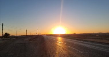 اللهم اغفر لنا ما مضى وبارك لنا فيما بقى.. شروق آخر شمس لـ2025 بسوهاج.. فيديو