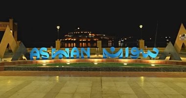 محافظ أسوان يتابع جهود إضفاء المظهر الحضارى على المدينة مع 2026