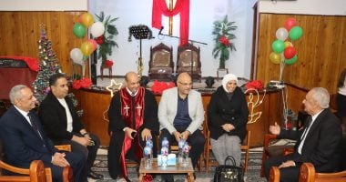 محافظ القليوبية يتفقد الكنائس ببنها ويقدم التهنئة للأخوة المسيحيين بمناسبة رأس السنة