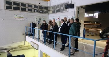 رئيس الشركة القابضة يتفقد مشروعات حياة كريمة بمركز الشهداء فى المنوفية 