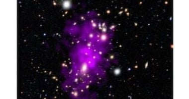 مرصد تشاندرا بناسا يرصد عنقودا نجميا على شكل «شمبانيا» تشكل نتيجة اصطدام