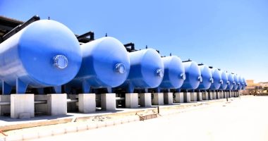 تكنولوجيا تحلية مياه البحر توفر مياه الشرب بمحافظة مطروح.. المحطات الجديدة تغطى مختلف مدن المحافظة.. تنقية المياه توفر تكاليف النقل من النيل تصل لمئات الكيلو مترات بعد تنقيتها.. صور