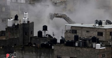 الاحتلال يواصل هدم المبانى والمنازل فى مخيم نور شمس