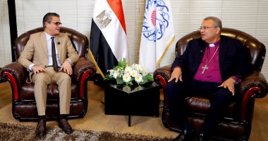 الدكتور القس أندريه ذكى رئيس الطائفة الإنجيلية بمصر والكاتب الصحفى عبدالفتاح عبدالمنعم رئيس تحرير اليوم السابع 