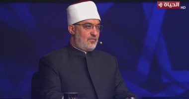 دولة التلاوة.. المفتى عن مهنا ربيع ومحمد القلاجى: صوت معبر وإحساس بمواضع الآيات