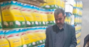 ضبط 29 طنا و600 كيلو مواد غذائية مجهولة المصدر فى حملات تموينية بالشرقية