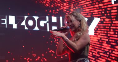 نوال الزغبى خلال حفلها بالقاهرة: مصر أم الدنيا وبلدى التانى وبعشق المصريين