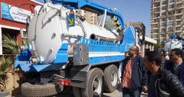 مياه سوهاج تدفع بـ3 معدات جديدة بقيمة 25 مليون جنيه للتخلص من مياه الصرف