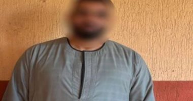 وزارة الداخلية تضبط شخصا يوزع أموالا بمحيط لجان أسوان