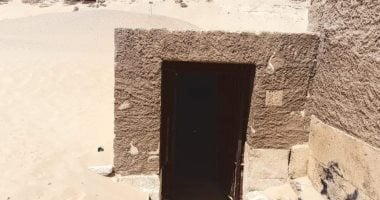 دير البرشا بالمنيا.. يضم مقبرة جحوتى حوتب حاكم الأرنبة فى عهد أممنحات الثانى..صور