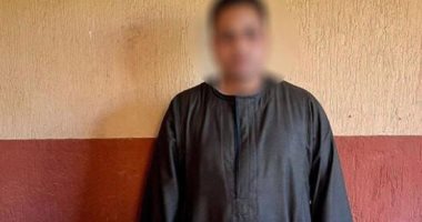 وزارة الداخلية تضبط شخصا يوزع أموالا بمحيط لجان أسوان