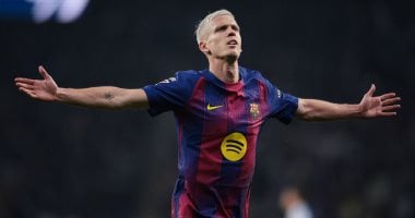 برشلونة يحسم ديربي كتالونيا بثنائية ويعزز صدارة الدوري الإسباني.. فيديو