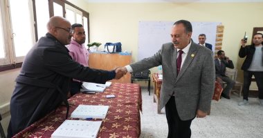 محافظ أسيوط يواصل جولاته الميدانية على اللجان انتخابات النواب لليوم الثاني