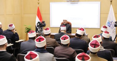 المفتى: الله سبحانه وتعالى أول من تولى الإفتاء ثم أسند هذا الشرف إلى البشر