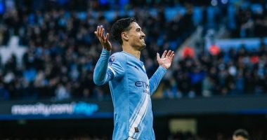 مان سيتي يتقدم على تشيلسي بهدف ريندرز في الشوط الأول.. فيديو