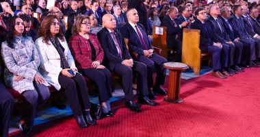 وزيرا التضامن والتنمية المحلية يهنئان الطائفة الإنجيلية بعيد الميلاد المجيد 