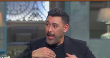 عمرو مصطفى يكشف تفاصيل أزمته الصحية ورسالته للجيل الجديد في صاحبة السعادة