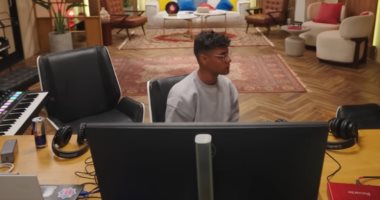 بيج سام ورالى وأحمد كامل فى الحلقة التاسعة من مزيكا صالونات.. صور