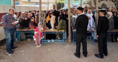 الائتلاف المصرى يتابع الجولة الأخيرة بأطول انتخابات برلمانية تشهدها مصر