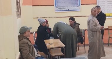 توافد الناخبين على لجان الوراق وأوسيم