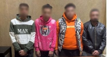 وزارة الداخلية تضبط 4 أشخاص لتوزيع أموالا بمحيط لجان الهرم فى الجيزة