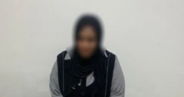 وزارة الداخلية تضبط سيدة توزع أموالا بمحيط لجان الأقصر  