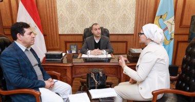 محافظ كفر الشيخ يوجه ببحث عدد من طلبات وشكاوى المواطنين