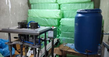 تشميع منشأة لتعبئة المياه العادية وطرحها فى الأسواق على أنها معدنية بالجيزة