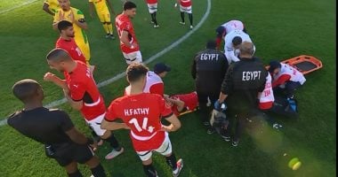 تليفزيون اليوم السابع يرصد لحظة نقل محمد حمدى بالإسعاف إلى المستشفى 