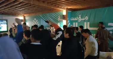 فرحة أهالى نجريج مسقط رأس محمد صلاح بالهدف الأخير.. فيديو