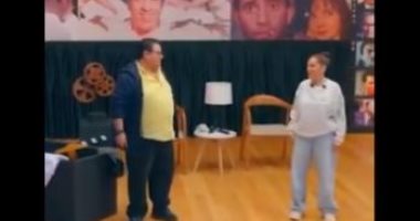 خالد جلال يروي بكاستنج أول لقاء له مع رحمة أحمد: المسرح كان ملكها.. فيديو