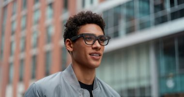 Style نظارة ذكية تدعم عدة محركات الـ AI بينها ChatGPT وDeepSeek