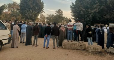 تشييع جنازة السيدة المقتولة على يد ابن زوجها فى المنوفية