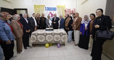 المستشارة أمل عمار تزور فرع المجلس القومي للمرأة ببني سويف وتشيد بمشروع «تحويشة» 