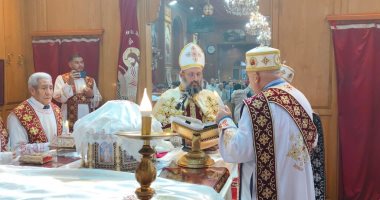 فرحة وعبادة.. قداس عيد الميلاد المجيد بكنيسة الأنبا بيشوي ببورسعيد