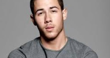 تحدى وسط الأضواء.. كيف حول المغني الأمريكى جوناس مرضه بالسكر إلى قصة نجاح