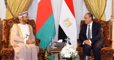 بدر عبد العاطي و بدر بن حمد بن حمود البوسعيدي وزير خارجية سلطنة عُمان الشقيقة