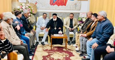 وفود شعبية وتنفيذية تقدم التهنئة بعيد الميلاد بـ22 كنيسة.. صور