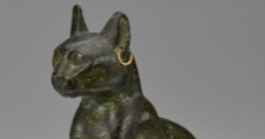 مزاد كريستيز يعرض تمثالا لقطة برونزية قديمة للبيع.. اعرف ثمنها