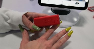 غيّرى لون «الهارد جيل» بضغطة زر.. أظافر ذكية تتيح تغيير اللون بسهولة