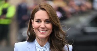 بتفكري تشتري بالطو جديد.. 4 ستايلات من دولاب الأميرة كيت تساعدك على اختيارك