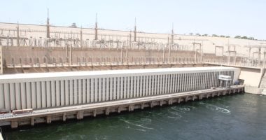 السد العالى.. 55 عاما على ملحمة البناء والتحدى.. درع مصر الجنوبى الذى حمى البلاد من الفيضانات والجفاف.. وفر احتياطيا مائيا استراتيجيا ضمن استقرار الرقعة الزراعية.. والمحافظ يوقد شعلة العيد القومى 15 يناير.. صور