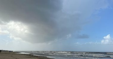 سقوط غزير للأمطار ورياح شديدة فى بورسعيد.. فيديو وصور